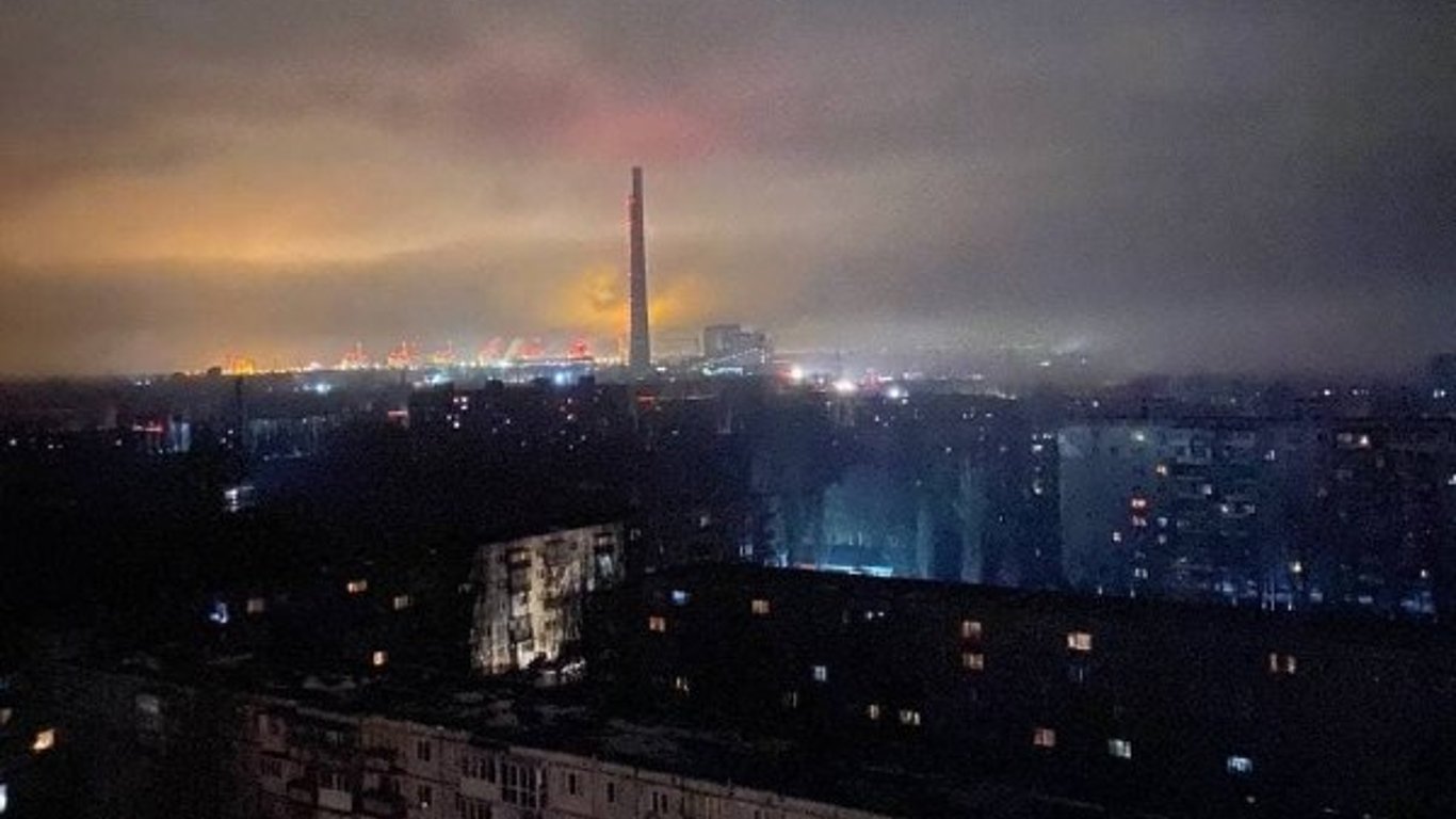 Авария на Запорожской ТЭС — на электростанции в Энергодаре прогремел взрыв