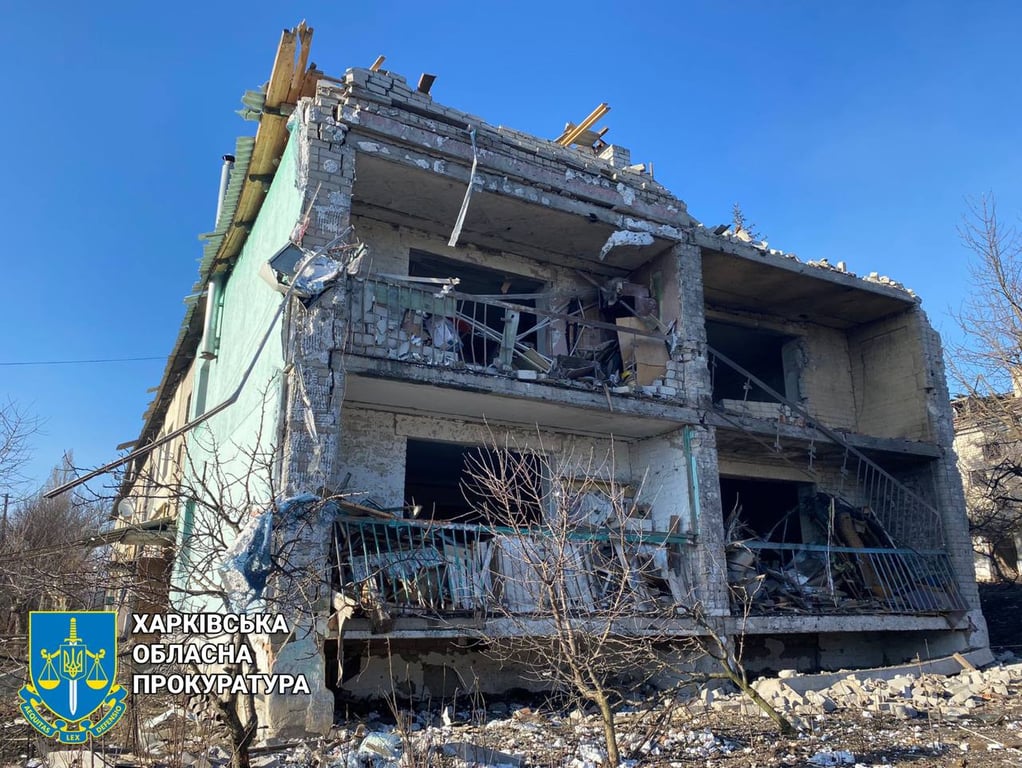 Зруйнований будинок внаслідок обстрілу. Фото: Харківська обласна прокуратура