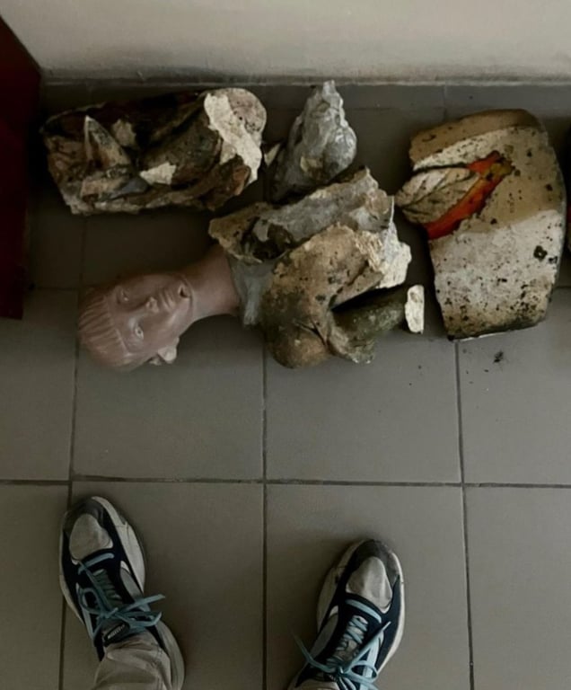 демонтаж скульптури