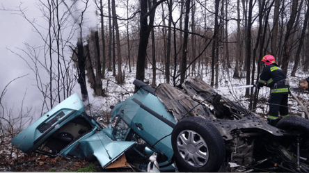 На Вінниччині сталася масштабна ДТП — рятувальники показали фото - 285x160