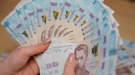 Пенсия по возрасту или по инвалидности — какие выплаты выгоднее - 285x160