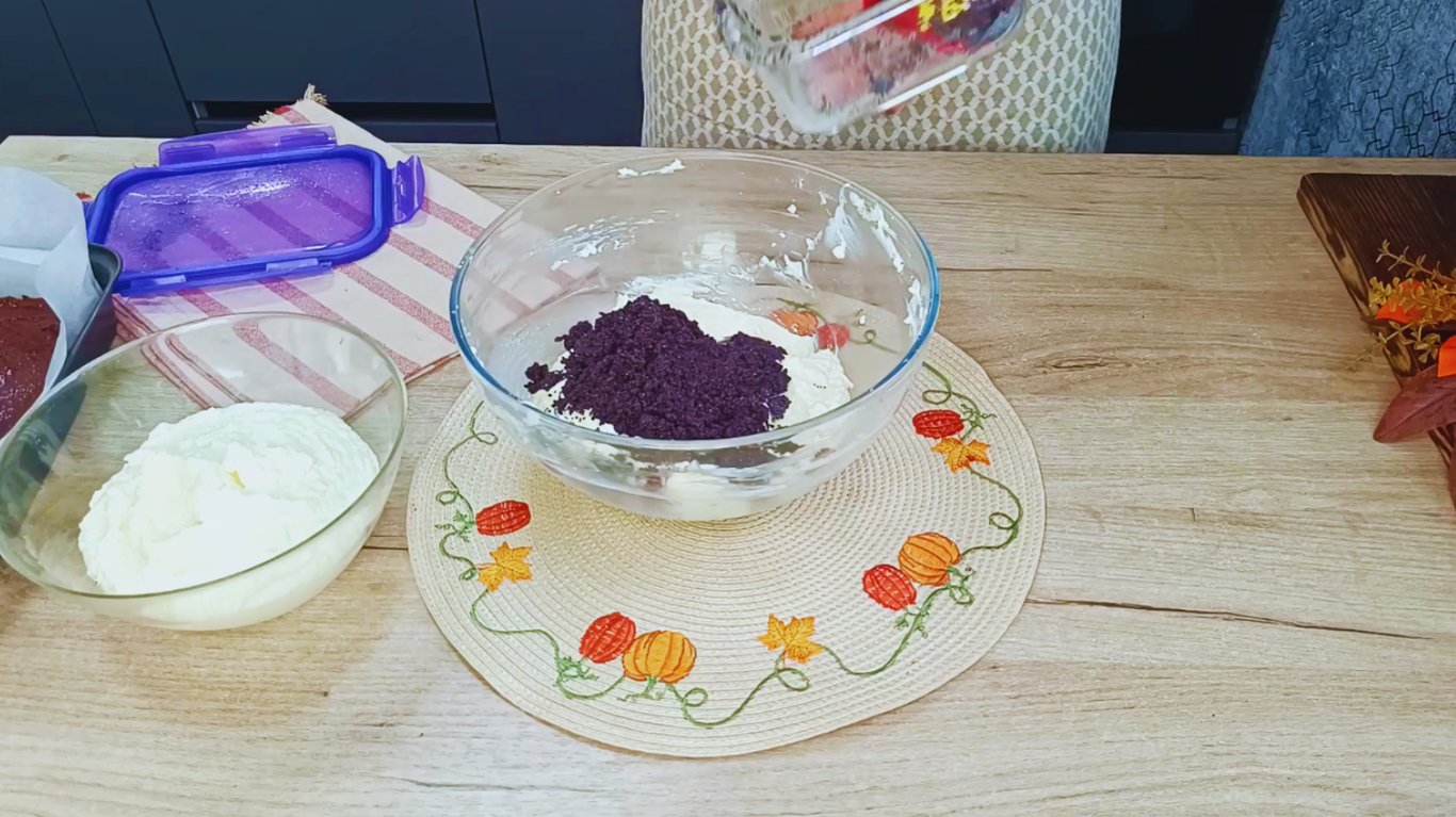 сирний пляцок з маком