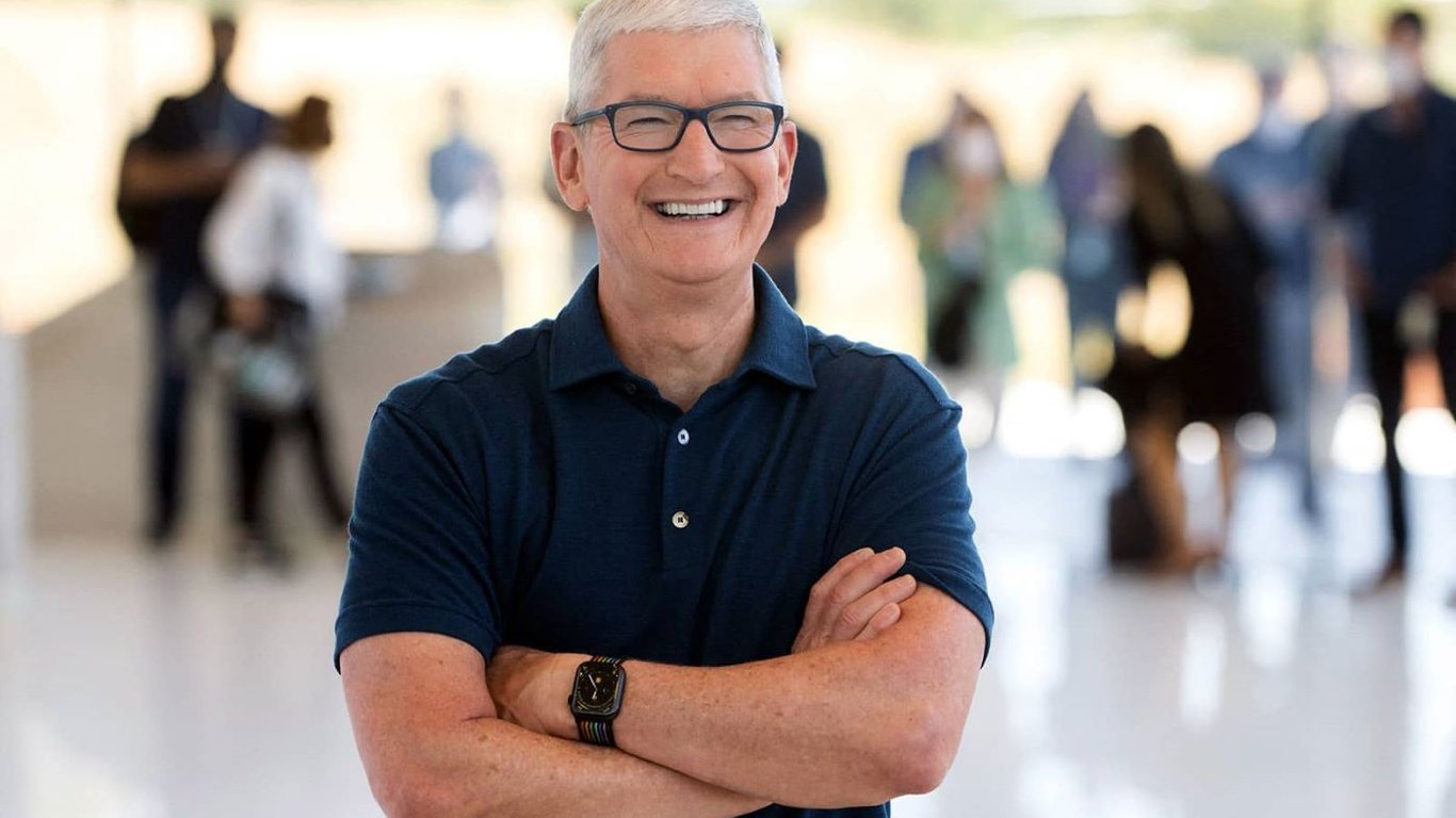Гендиректор Apple Тім Кук заявив, що компанія інвестує в ШІ