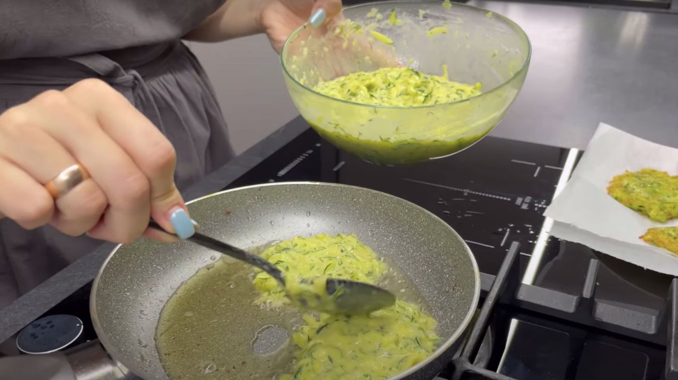 простой рецепт кабачковых оладьев 