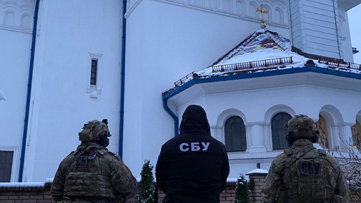На Буковині затримали священнослужителя УПЦ МП, який допомагав ухилянтам тікати за кордон