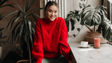 Блогерша показала 5 идеальных свитеров на эту зиму - 290x166