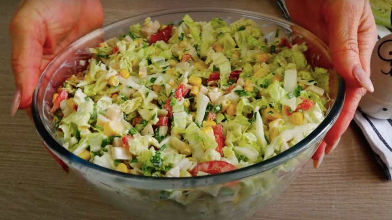 салат з пекінською капустою