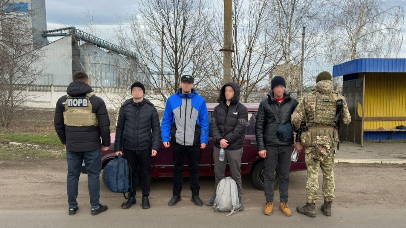 На Одещині затримали горе-бізнесмена, який вивозив ухилянтів за кордон