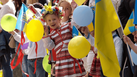 День Незалежності України 2025 — найкращі патріотичні привітання - 285x160