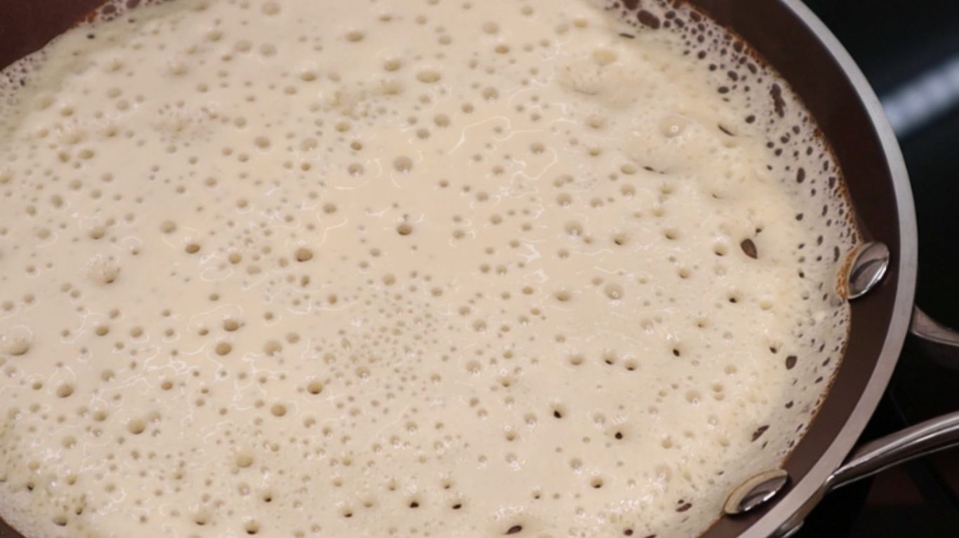 рецепт, как приготовить блины на кефире