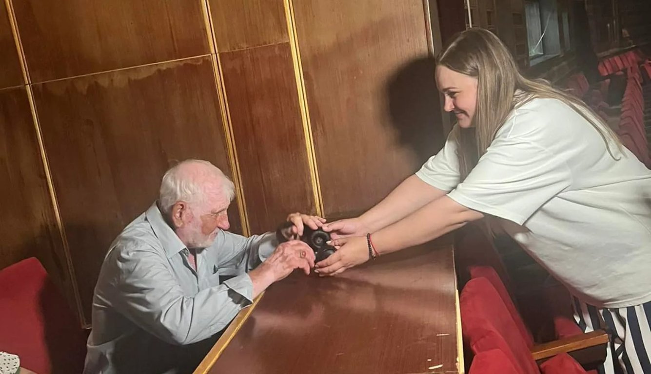 Вистава для людей із порушенням слуху й зору