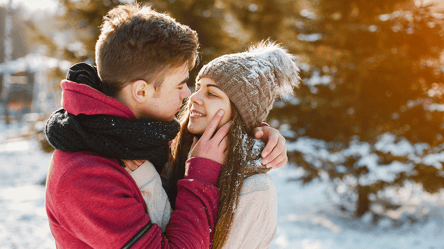 Чому люди частіше закохуються взимку — несподівана причина - 285x160