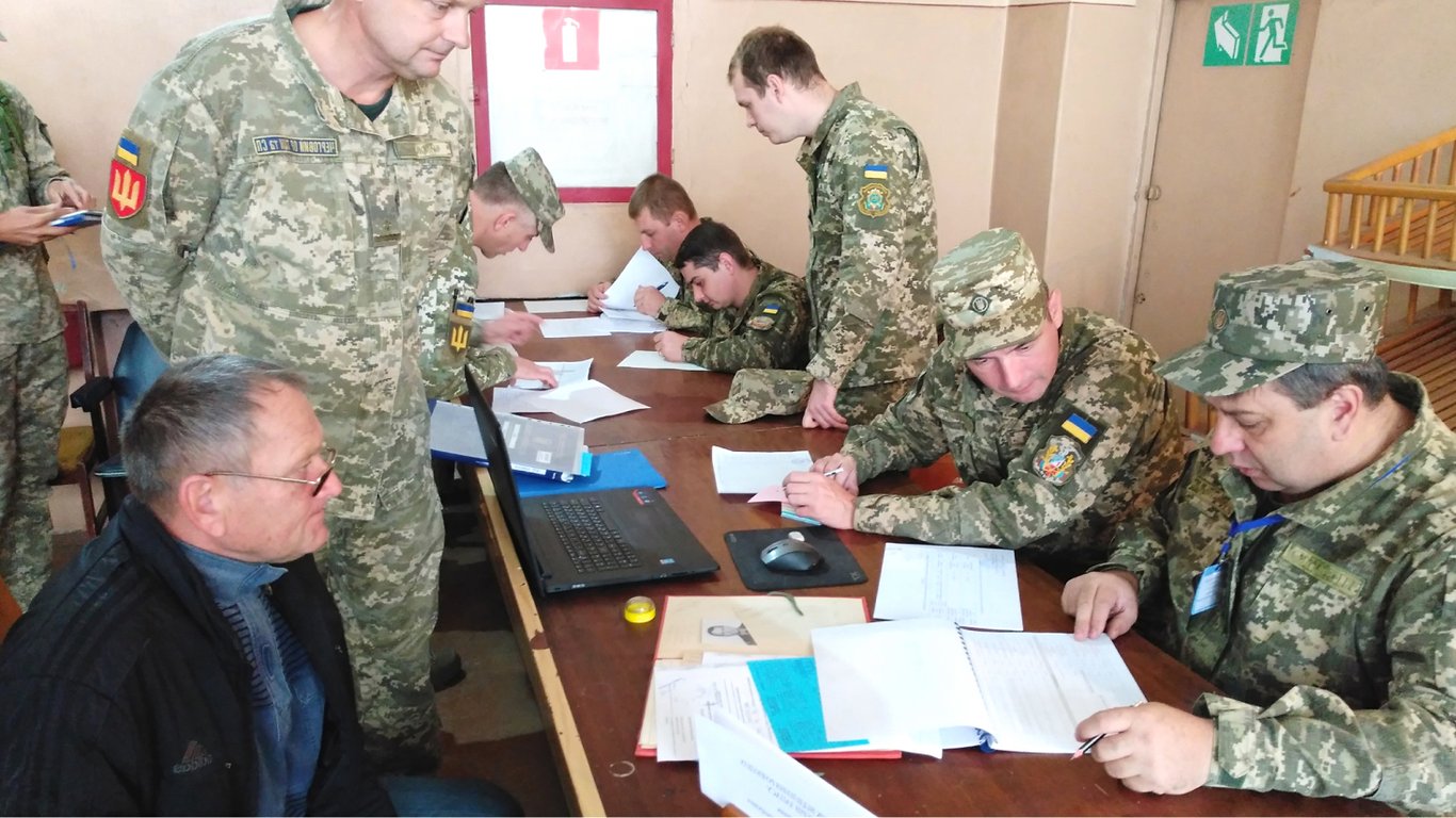 Чому кожен військовозобов'язаний має явитися у ТЦК — в ЗСУ пояснили українцям