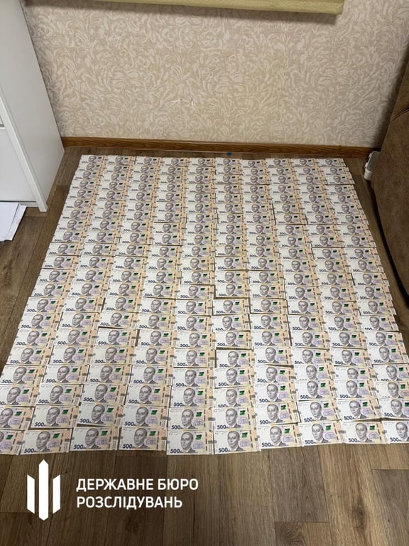 Речові докази. Фото: ДБР