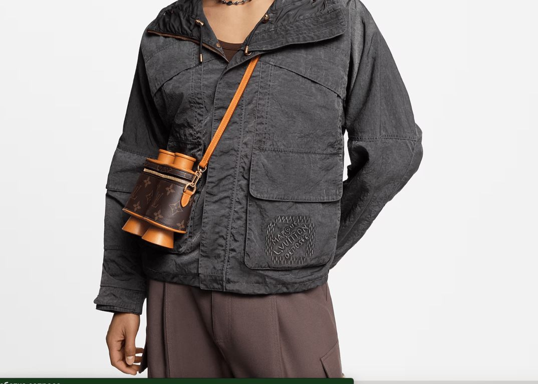 Ця модель сумки пасуватиме як жінкам, так і чоловікам