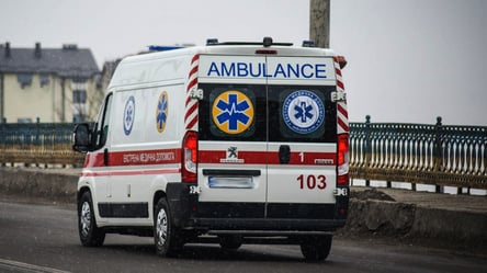 На Львівщині авто збило двох 10-річних дівчат на самокаті, одна з них загинула - 290x166