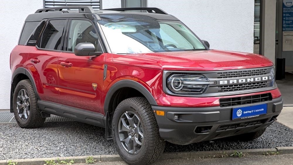 Лучшие семейные внедорожники и кроссоверы, которые выдержат любую непогоду - фото 1