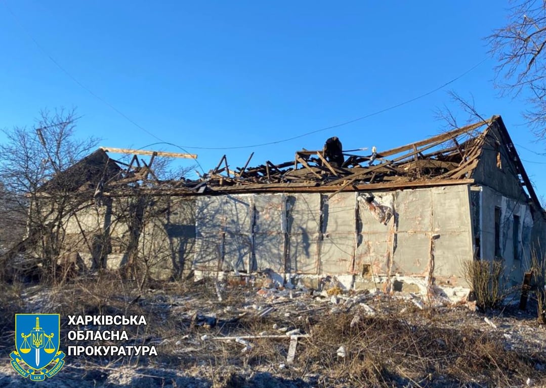 Наслідки обстрілу на Харківщині — зруйнований будинок