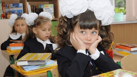 Відмова від "молдовської" — школи Одещини переходять на румунську мову - 285x160