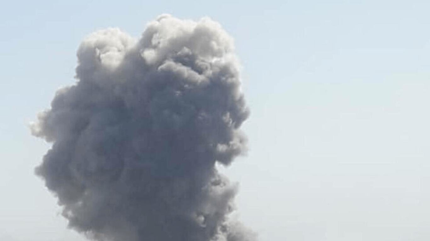 Воздушная тревога в Харькове — в городе раздаются громкие взрывы