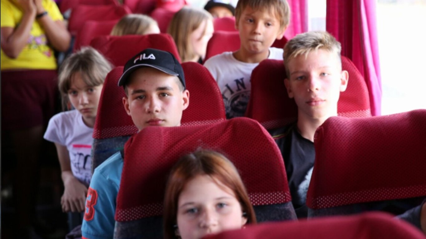 Росія планує депортувати близько 6 тисяч дітей з України, — Микола Кулеба