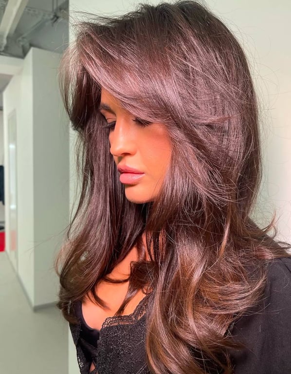 Стрижка каскад підходить для будь-якого віку