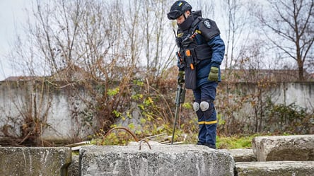 Нужны помощники саперов — в "Азове" новая вакансия - 290x166