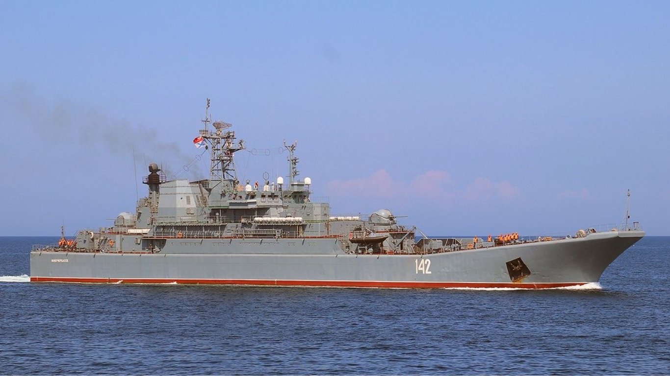 Угроза с Черного моря: РФ прячет свои корабли в портах