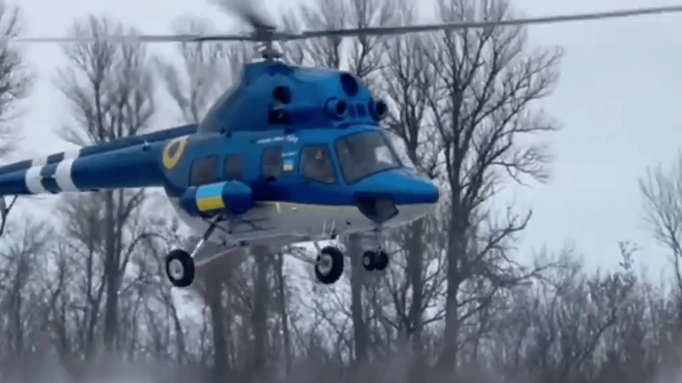 Українські розвідники отримали від народу Польщі евакуаційний вертоліт