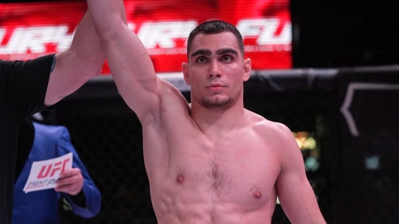 Украинец Минев дебютирует в UFC - стал известен соперник