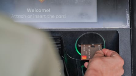 Причины блокировки карты — чего украинцам нельзя допускать - 285x160