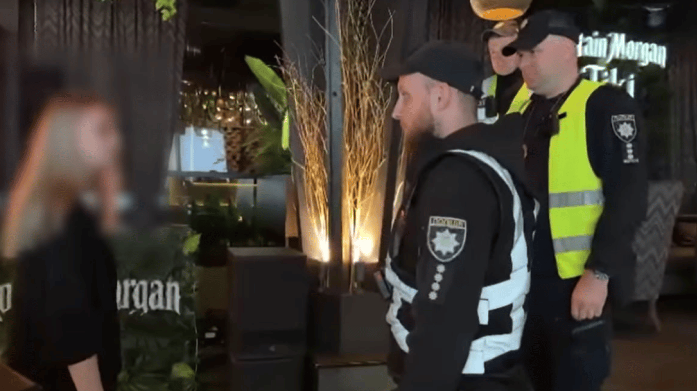 Полицейские оштрафовали клуб в Киеве, который нарушал комендантский час