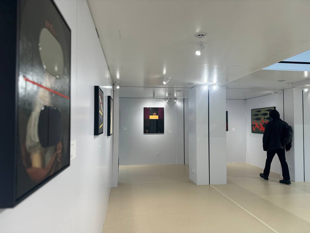 виставка картин австрійського дизайнера