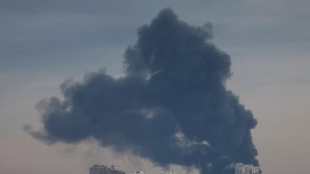 У Києві пролунали гучні вибухи - 290x166