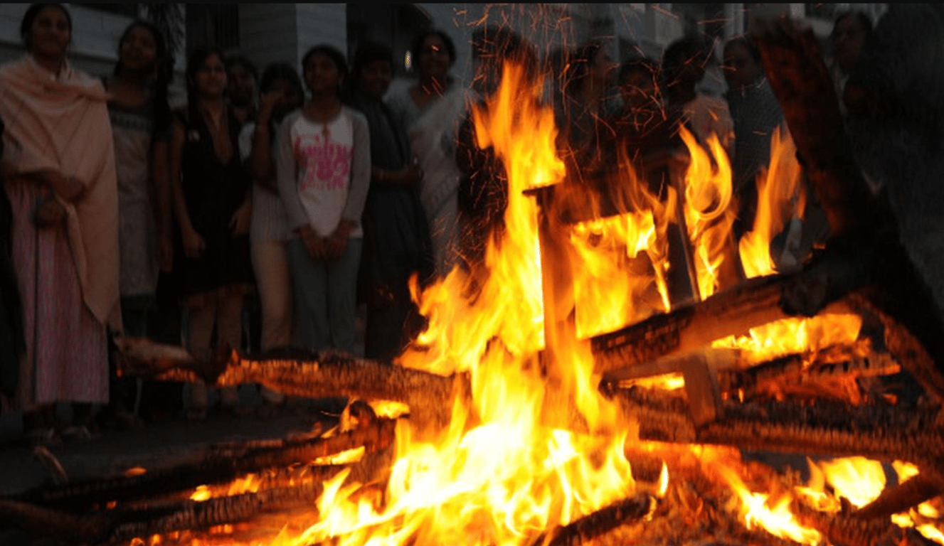 Процесс кремации в Индии