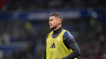 Ребров нашел неожиданную замену Яремчуку в сборной Украины - 290x160