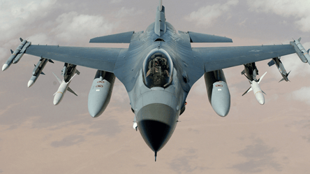 Данія підтвердила наміри передати Україні F-16, але за однієї умови - 285x160