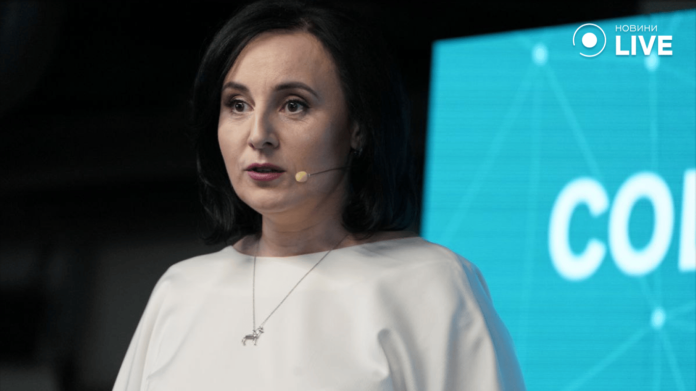 Министр социальной политики Украины Оксана Жолнович