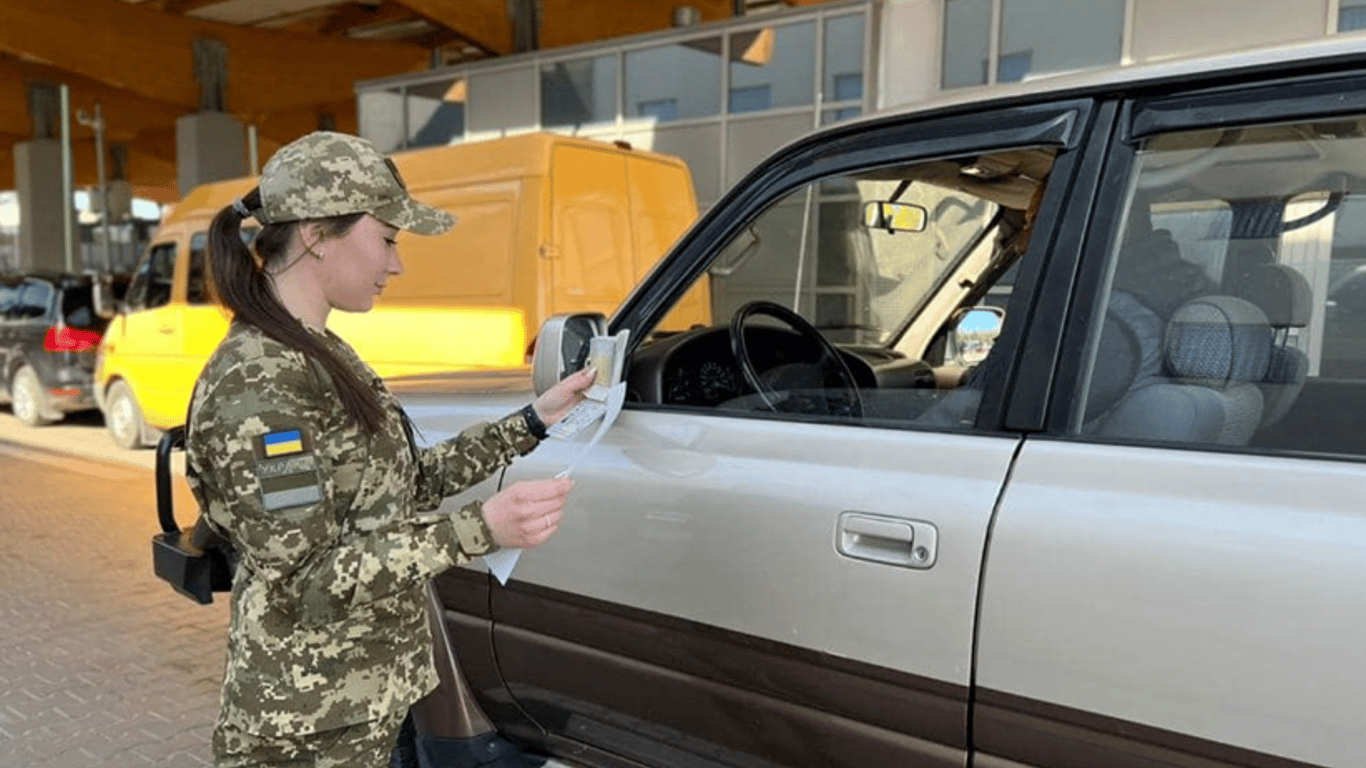 В Украине назвали условие, при котором мужчины смогут выезжать за границу во время войны