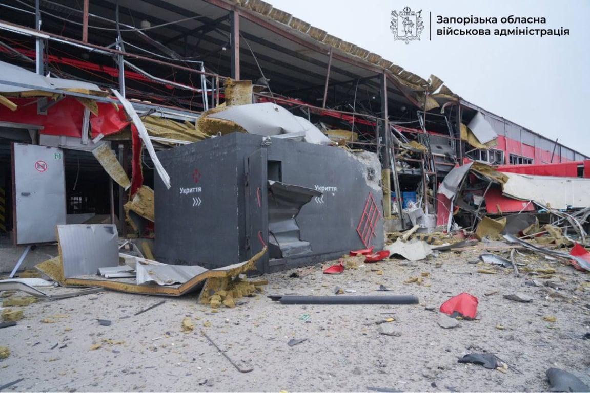 Росія вдарила по Новій Пошті у Запоріжжі