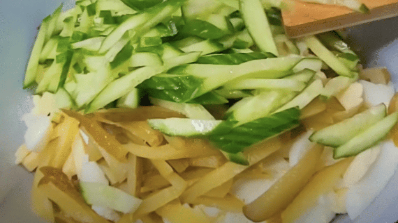 рецепт салату з яловичиною