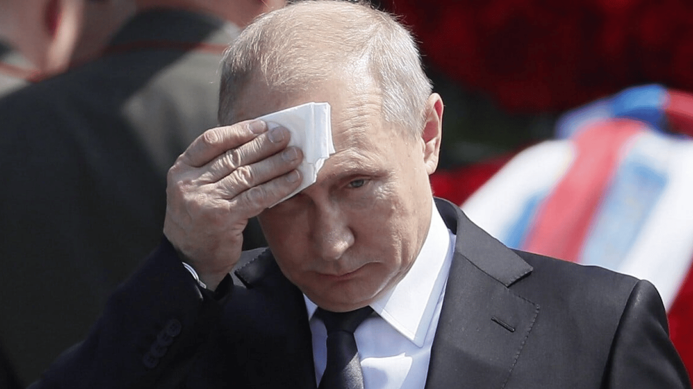 Заговорив не своїм голосом: як Путін осоромився під час виступу на саміті БРІКС