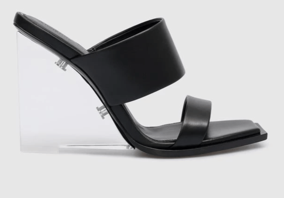 Мюлі на танкетці в тренді