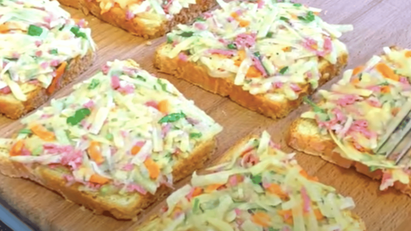 смачні гарячі бутерброди на сніданок за 5 хвилин