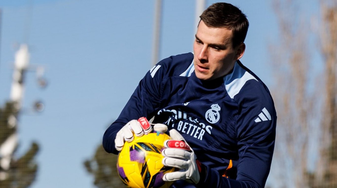 Андрей Лунин