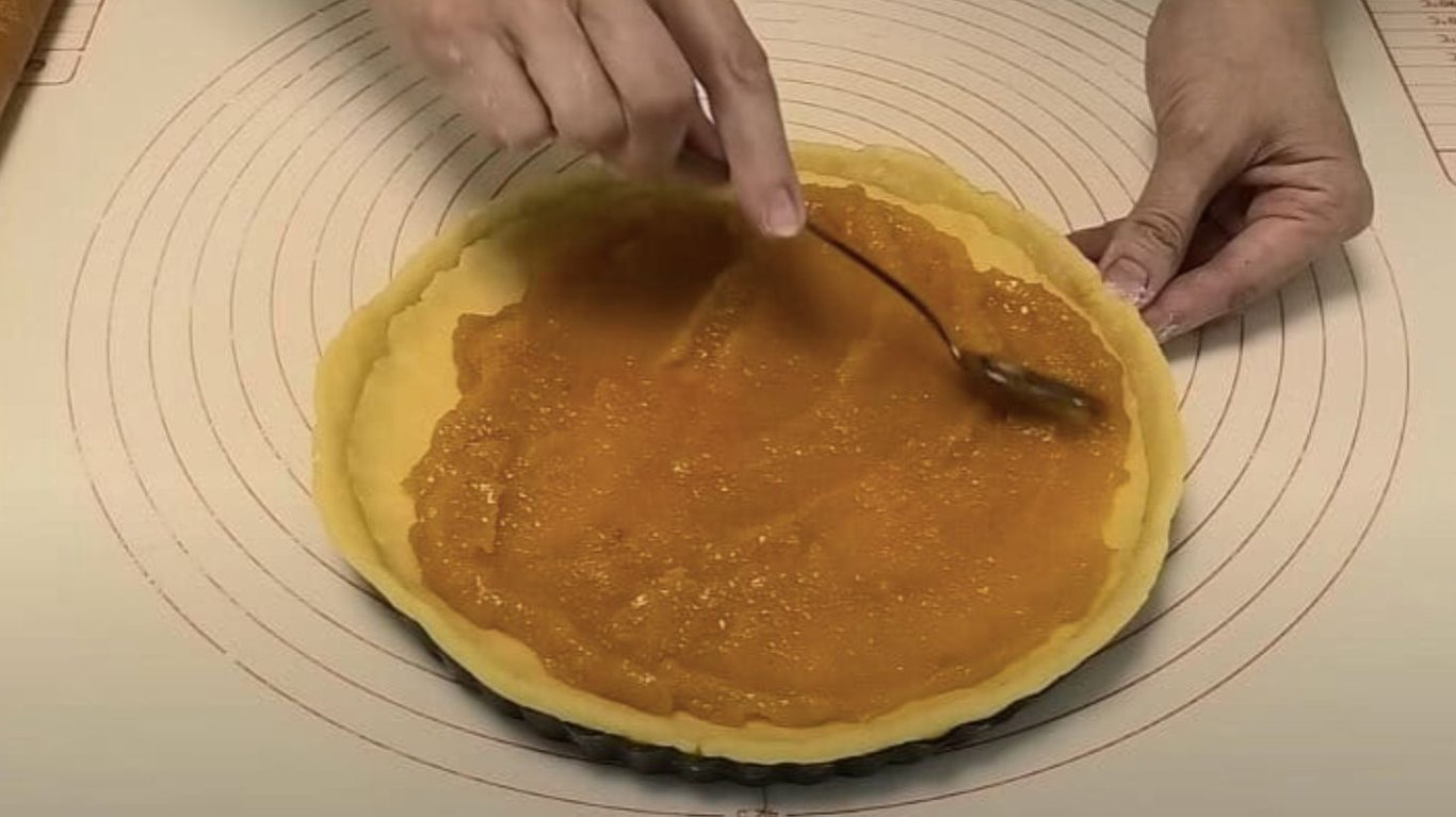 смачний диво-пиріг із Закарпаття з двома видами начинки