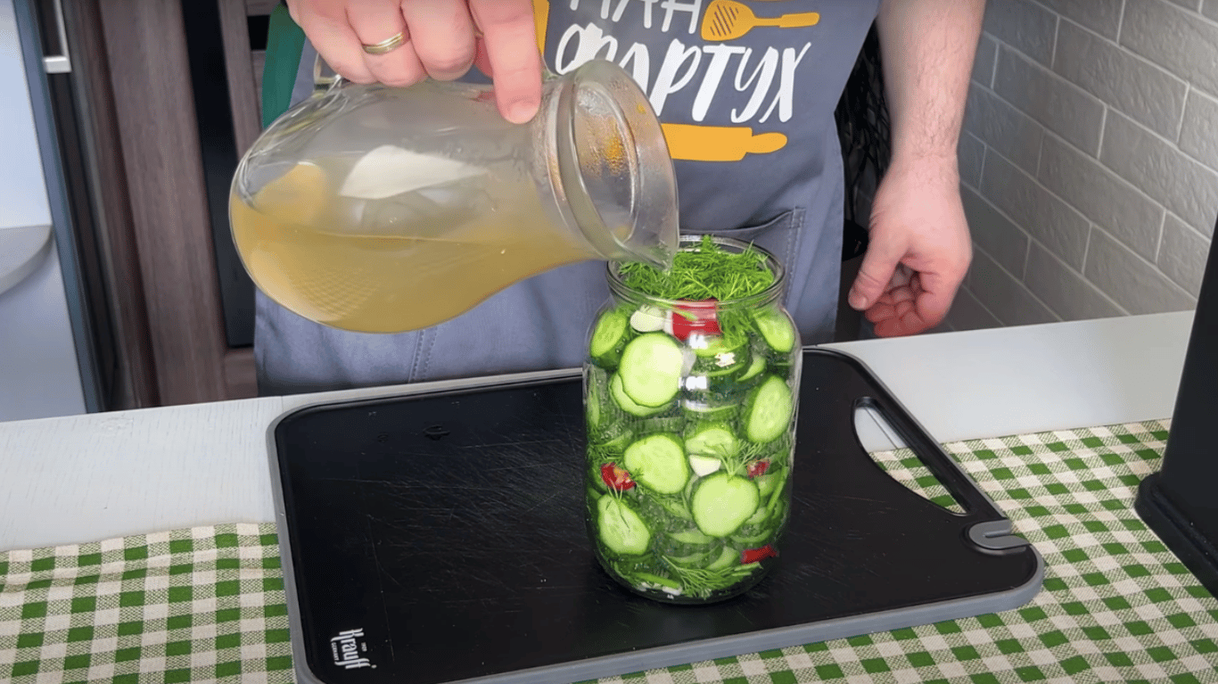 рецепт маринованих огірків за два дні