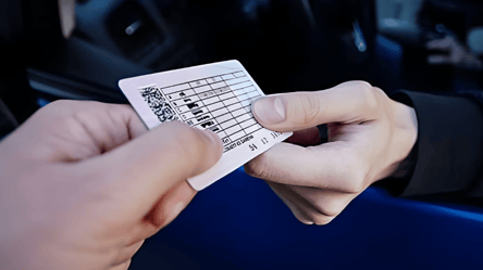 Українців у ЄС штрафують за водійські права — у чому причина - 304x171