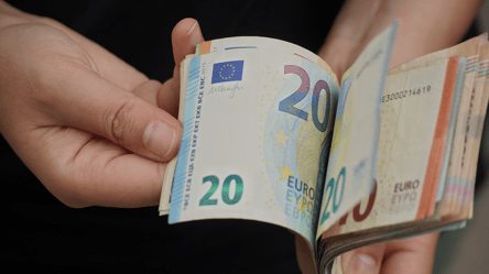 До 2700 євро в місяць: де в ЄС найбільші мінімальні зарплати у квітні - 290x166