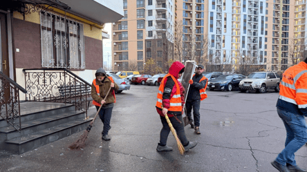 Без света, тепла и воды — как Одесса оправляется после атаки - 304x171
